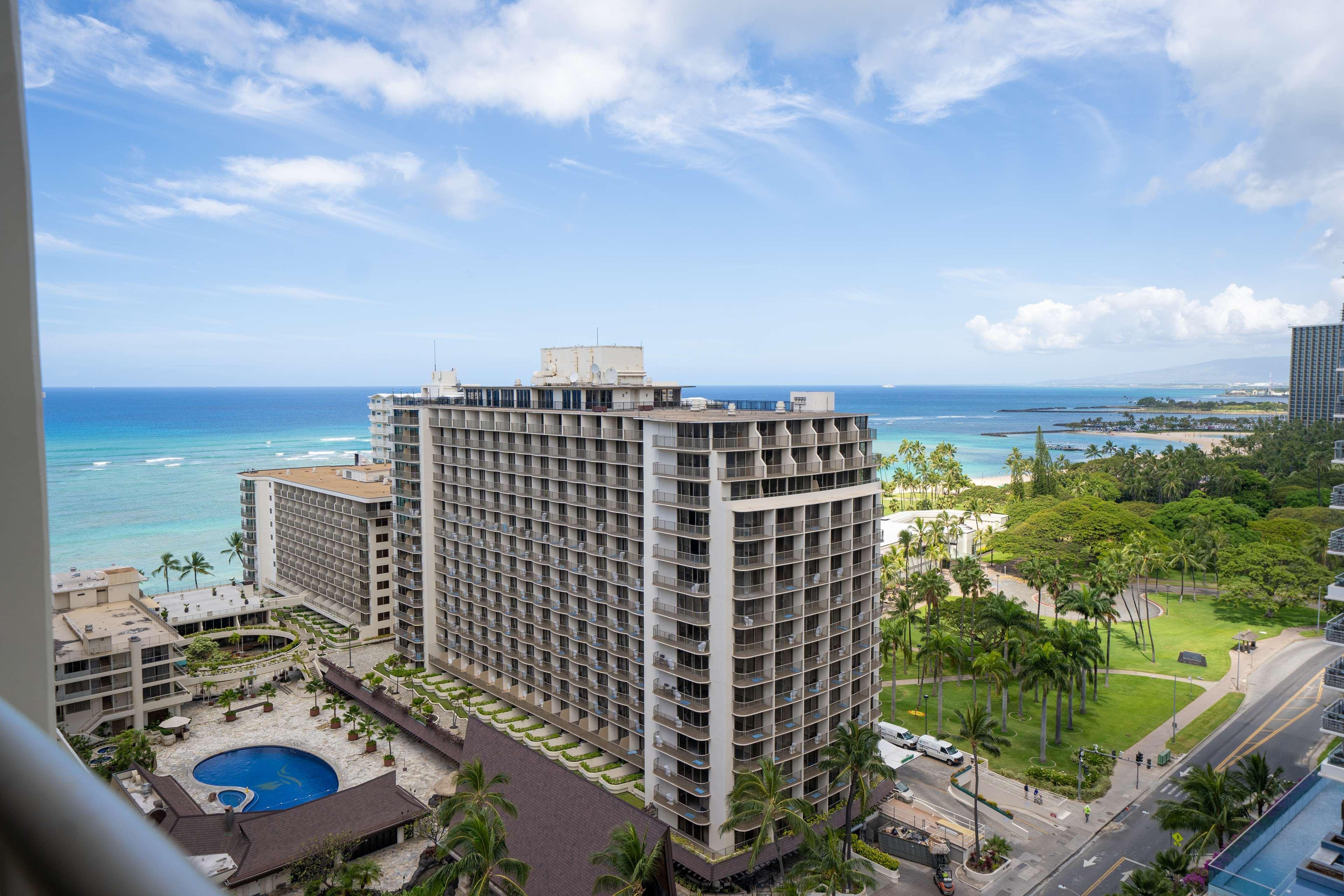 Embassy Suites By Hilton Waikiki Beach Walk Honolulu Extérieur photo