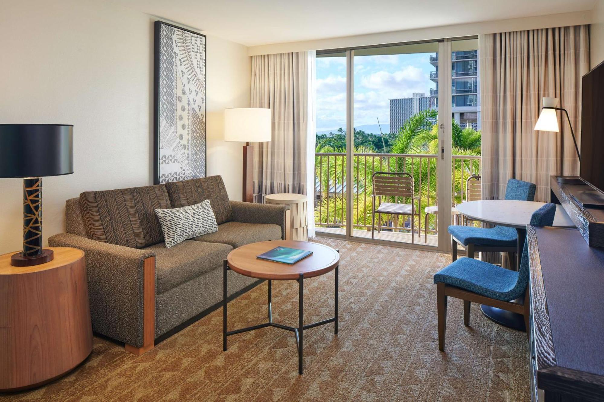 Embassy Suites By Hilton Waikiki Beach Walk Honolulu Extérieur photo